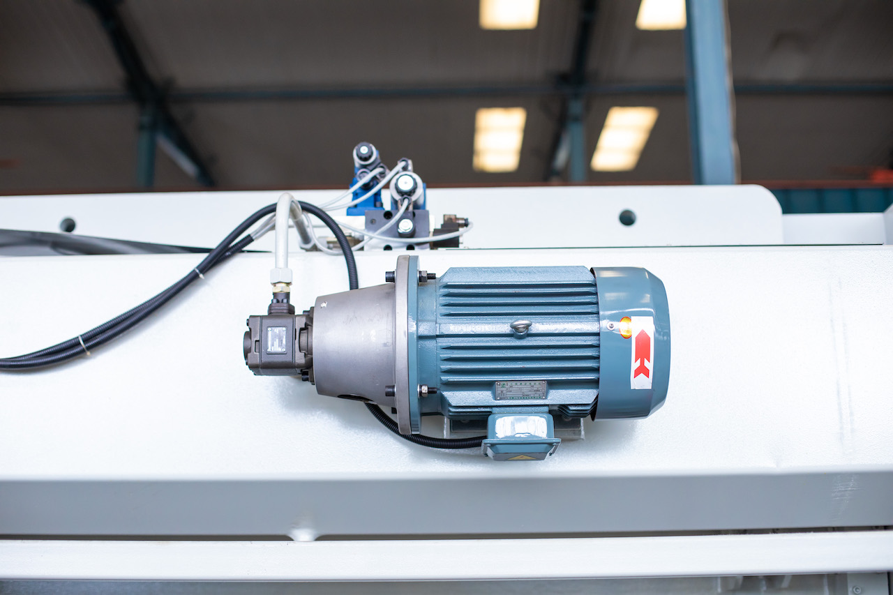 100t Hydraulic Cnc Brake Press Crowning Cnc Press Brake Delem 100t hydraulisk Cnc bremsepress Crowning Cnc kantpress Delem