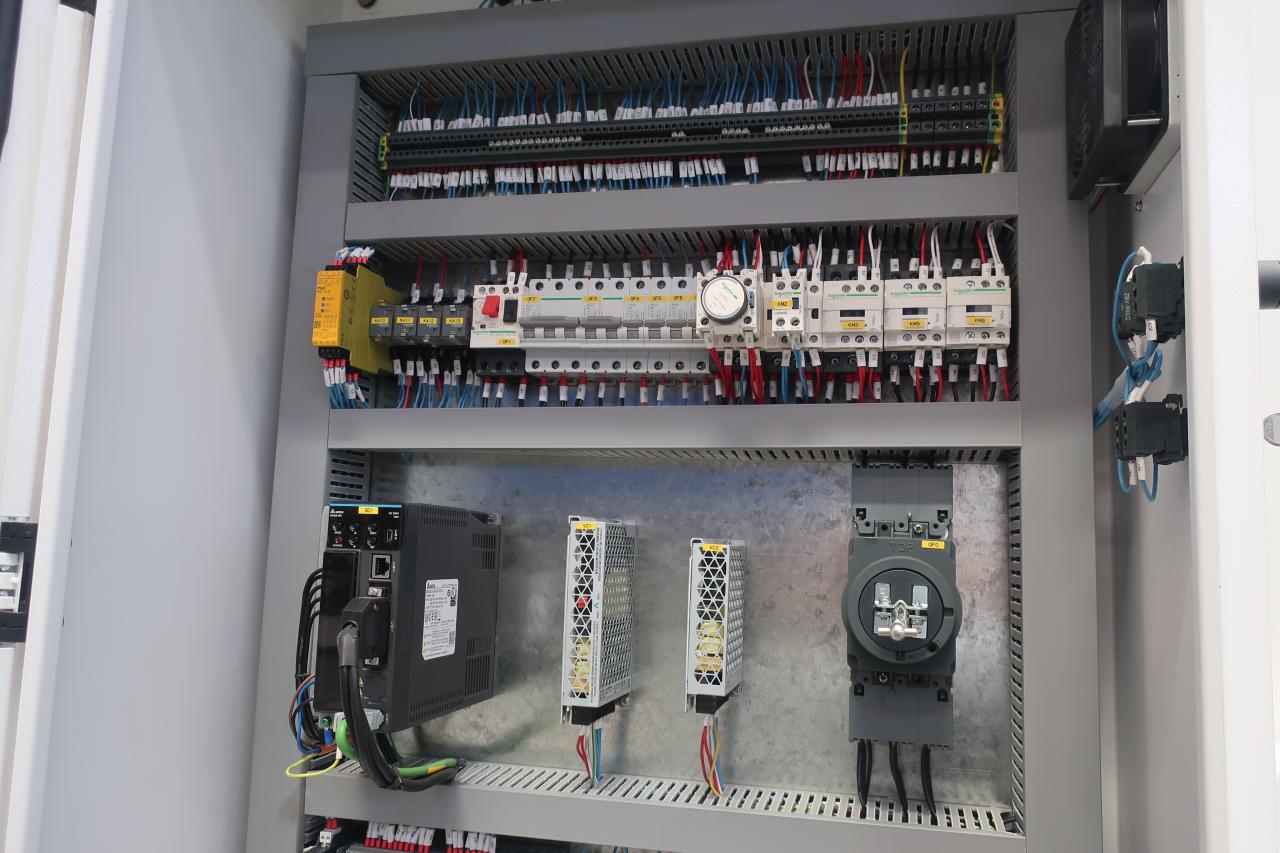 16mm hydraulisk giljotinklippemaskin for metallskjæring 6 meter