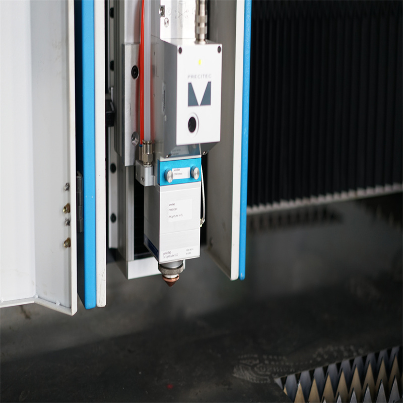 2000w metall laserskjærer Cnc platemetallfiberlaserskjæremaskin