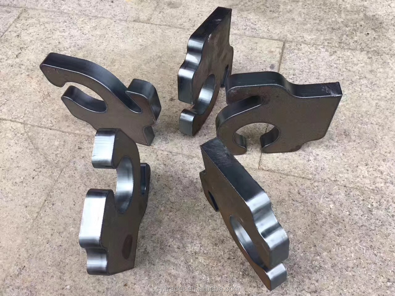 3015 4015 1kw To 6kw Cnc Fiber Laser Cutting Machine Raycus Laser Power 3015 4015 1kw til 6kw Cnc fiberlaserskjæremaskin Raycus Laser Power