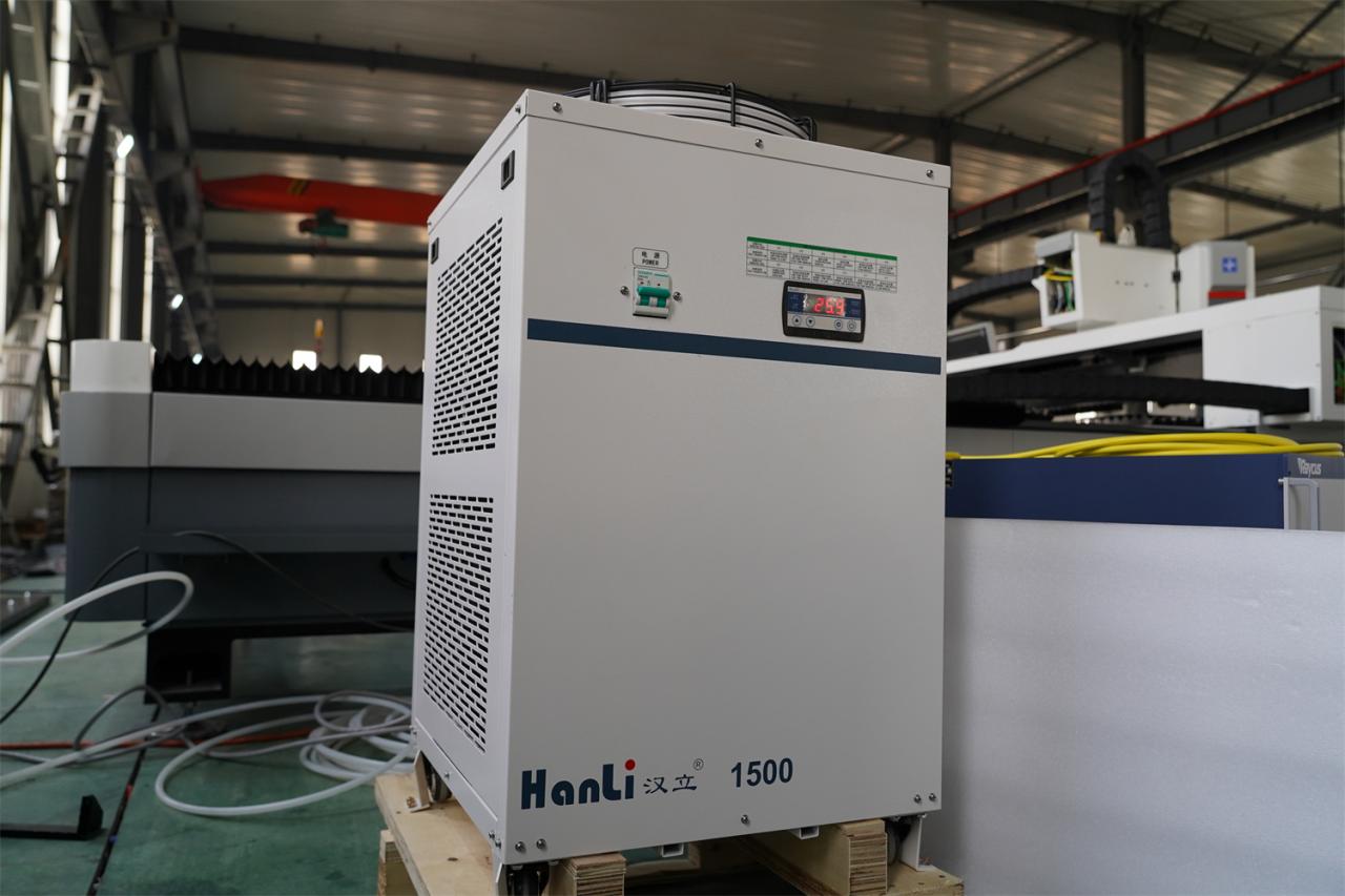 3015 4kw 1kw 2kw 3kw Stainless Steel Cnc Fiber Laser Cutting Machine 3015 4kw 1kw 2kw 3kw rustfritt stål Cnc fiberlaserskjæremaskin