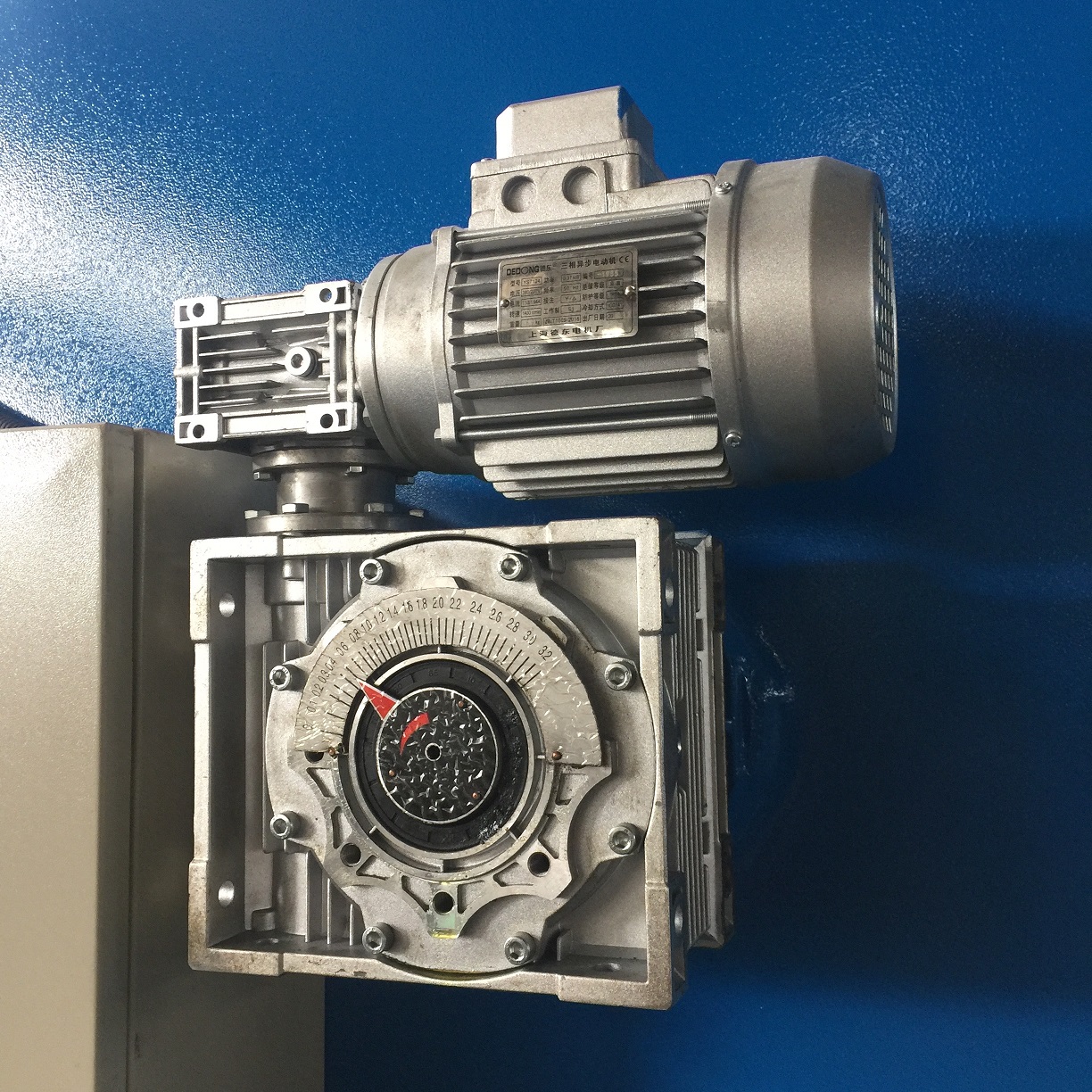 4mm Oem Qc11y-8x3200 Nc Hydraulic Guillotine Guillotine Shearing Machine 4mm OEM Qc11y-8x3200 Nc Hydraulisk giljotin giljotinklippemaskin