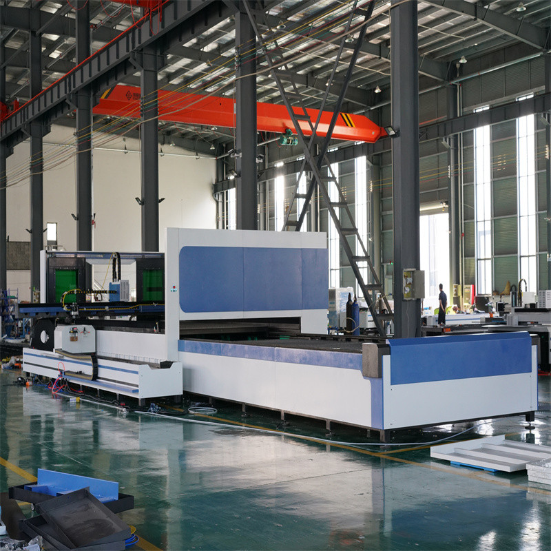 500W 1500W 4Kw Fiberlaserskjæremaskin Metalllaserskjærer 2000Watt 3kw