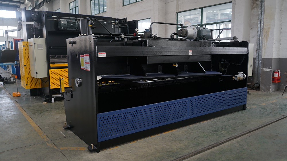 6*3200mm Guillotine Shears Metal Shear Hydraulic Iron Sheet Cutting Shearing Machine 6*3200 mm giljotinsaks metallskjær Hydraulisk skjæremaskin for jernplater