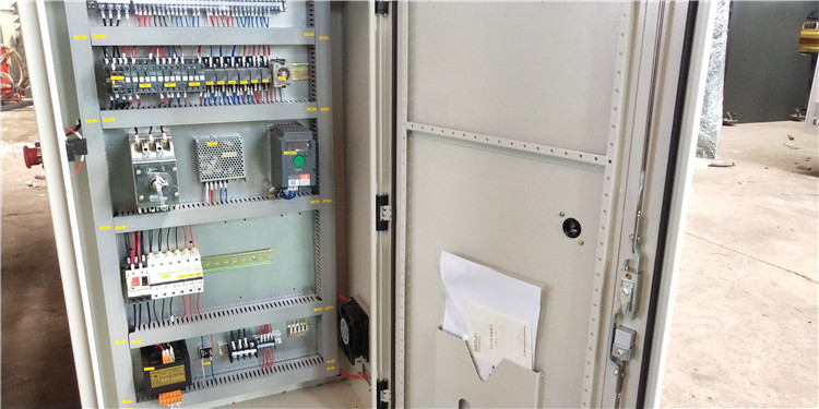 6mm*3200 Hydraulic Steel Plate Cutting Machinery Steel Plate Shearing Machine 6mm*3200 Hydraulisk stålplate skjæremaskin Stålplate skjæremaskin