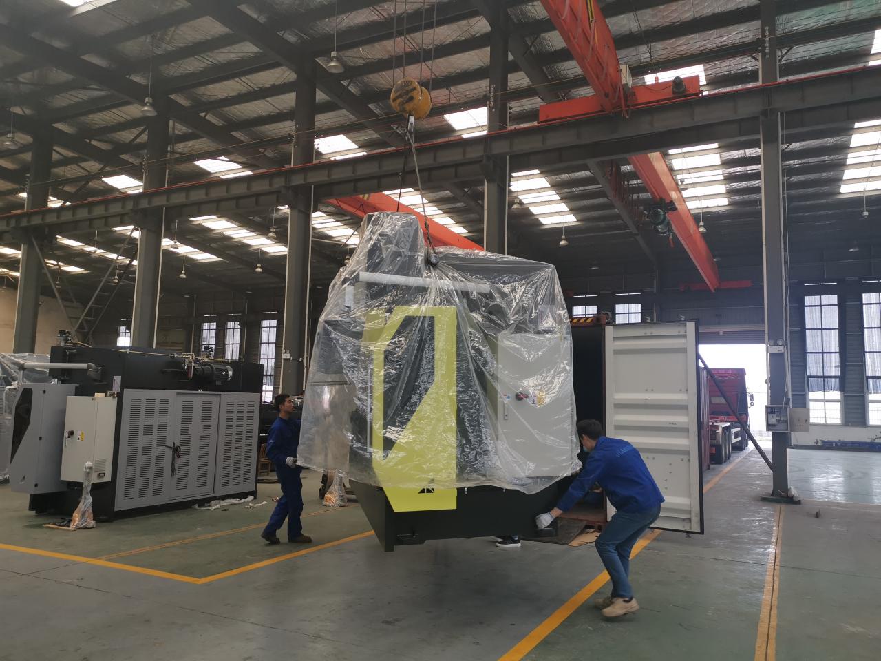 6mm*3200 Hydraulic Steel Plate Cutting Machinery Steel Plate Shearing Machine 6mm*3200 Hydraulisk stålplate skjæremaskin Stålplate skjæremaskin