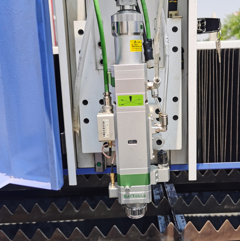 8mm 10mm Carbon Steel Laser Cutter 1530 4020 Cnc Fiber Laser Cutting Machine 8 mm 10 mm karbonstål laserskjærer 1530 4020 Cnc fiberlaserskjæremaskin