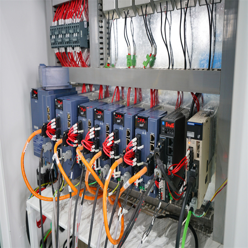 Cnc laserproduksjon 500W 1000W 2000W rustfritt stål fiberlaserskjæremaskin