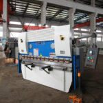 WD67Y 100T 3200 E21 NC-kontroller Hydraulisk kantpressemaskin for metallbearbeiding