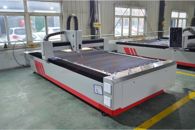 Cnc 2000w Fiber Laser Cutting Machine For Industrial Metal Sheet Cutting Cnc 2000w fiberlaserskjæremaskin for industriell metallskjæring