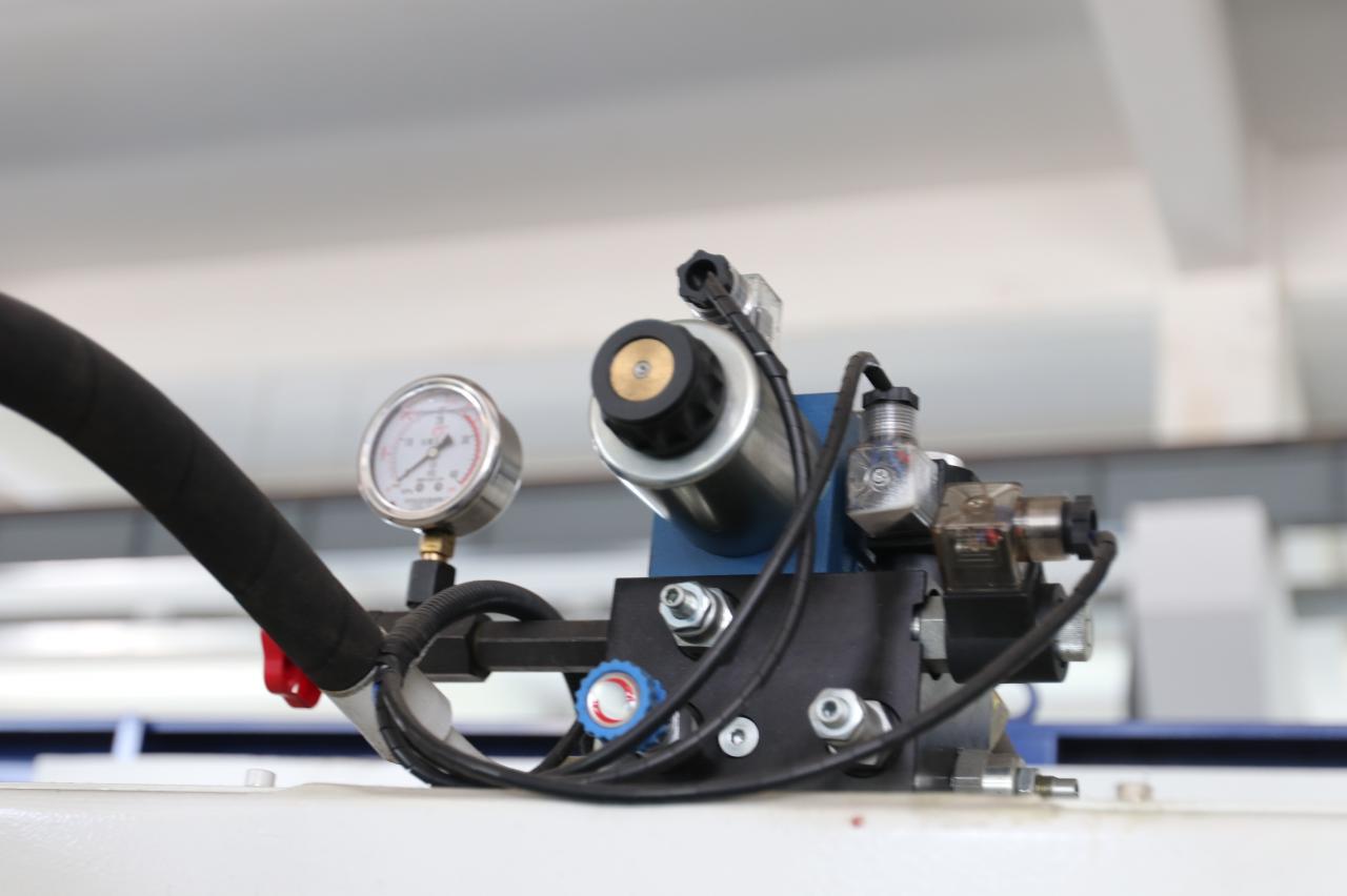 Cnc Hydraulic Press Brake Machine Bending Servo Electric Press Brake 40T Cnc Hydraulisk kantpressemaskin bøying Servo Elektrisk kantpress 40T