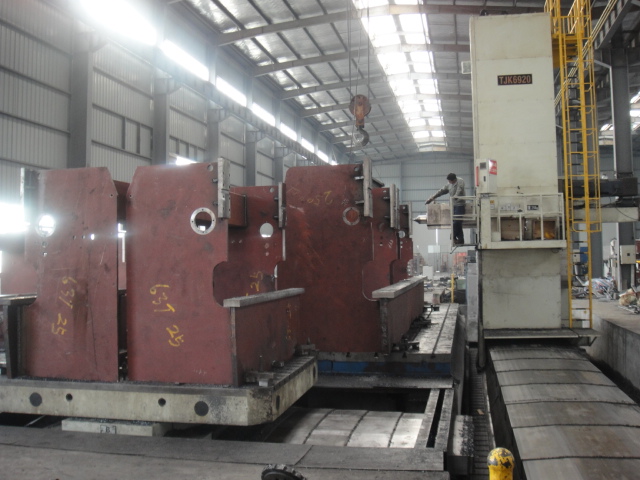 Da53t Cnc System Controller 125t4000 3+1 Axis Cnc Hydraulic Press Brake With Good Quality Da53t Cnc System Controller 125t4000 3+1 Axis Cnc Hydraulisk kantpress med god kvalitet