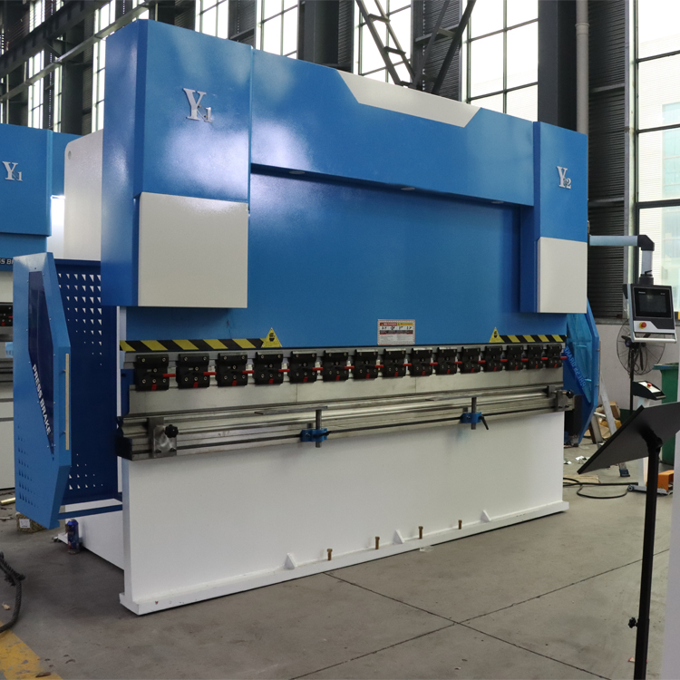 Electric Hydraulic Sheet 4 Axis Cnc Delem Press Brake 63t Metal Bending Machine Elektrisk hydraulisk ark 4-akset Cnc Delem kantpresse 63t metallbøyemaskin