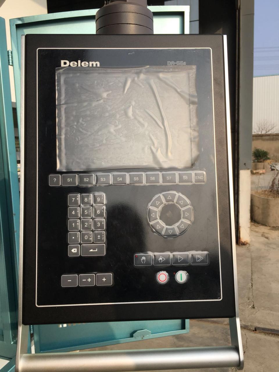 Hydraulic Stainless Steel Wc67y/k-300/6000 Mould Crowning Press Brake Hydraulisk rustfritt stål Wc67y/k-300/6000 Mold Crowning Press Brems