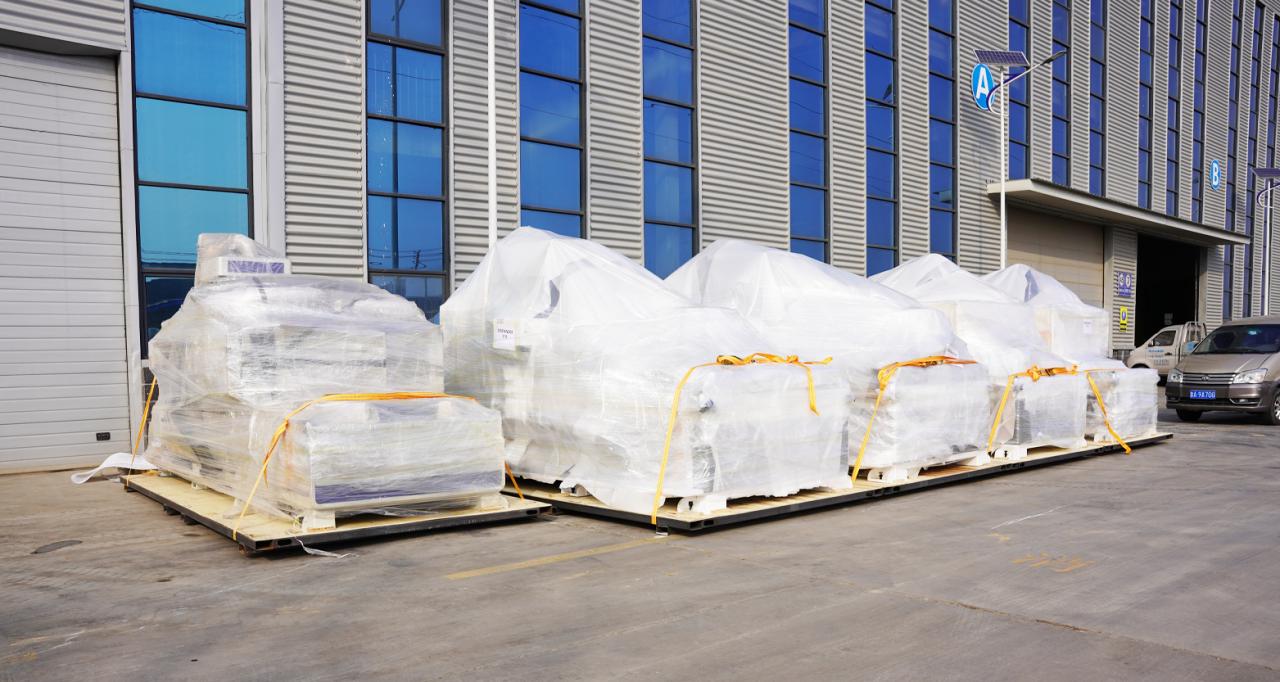 Laser Source 2000w 3000w Fiber Laser Cutting Machine Laser Source 2000w 3000w Fiber Laser Cutting Machine