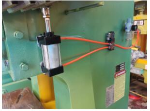 Mechanical Press Machine, 100 Ton Power Press Price Mekanisk pressemaskin, 100 tonn kraftpressepris