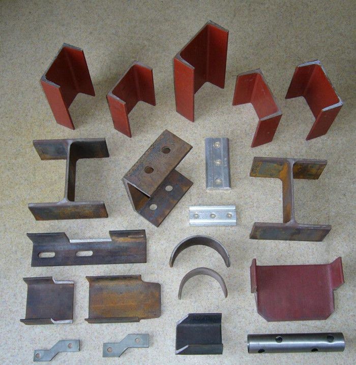 Q35y Series Hydraulic Ironworker Shearing And Punching Machine Q35y Series Hydraulisk Ironworker klippe- og stansemaskin